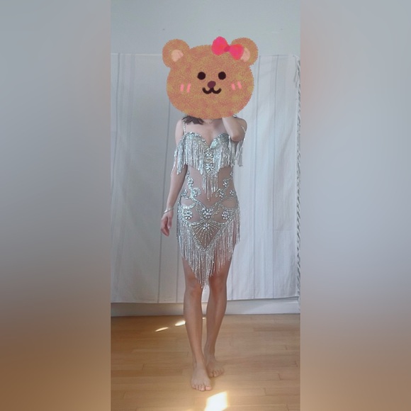 Birthday dress. Size S or M. Cup I think is 34 or 36 C/ D - Picture 2 of 9